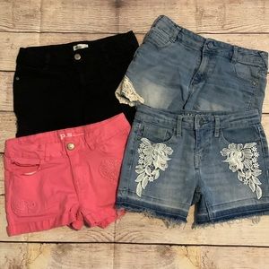 4 paid of girls size 12 shorts